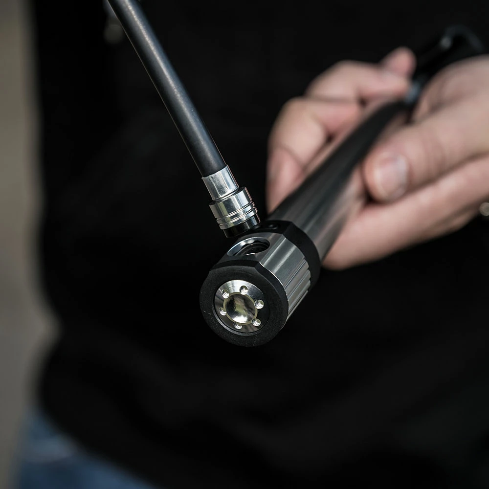 Crankbrothers Pompe Manuelle Klic HV Avec Manomètre – Image 5